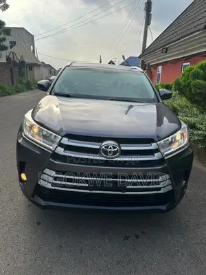Toyota Highlander 2018 Gray