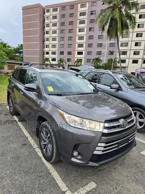 Toyota Highlander 2019 Gray