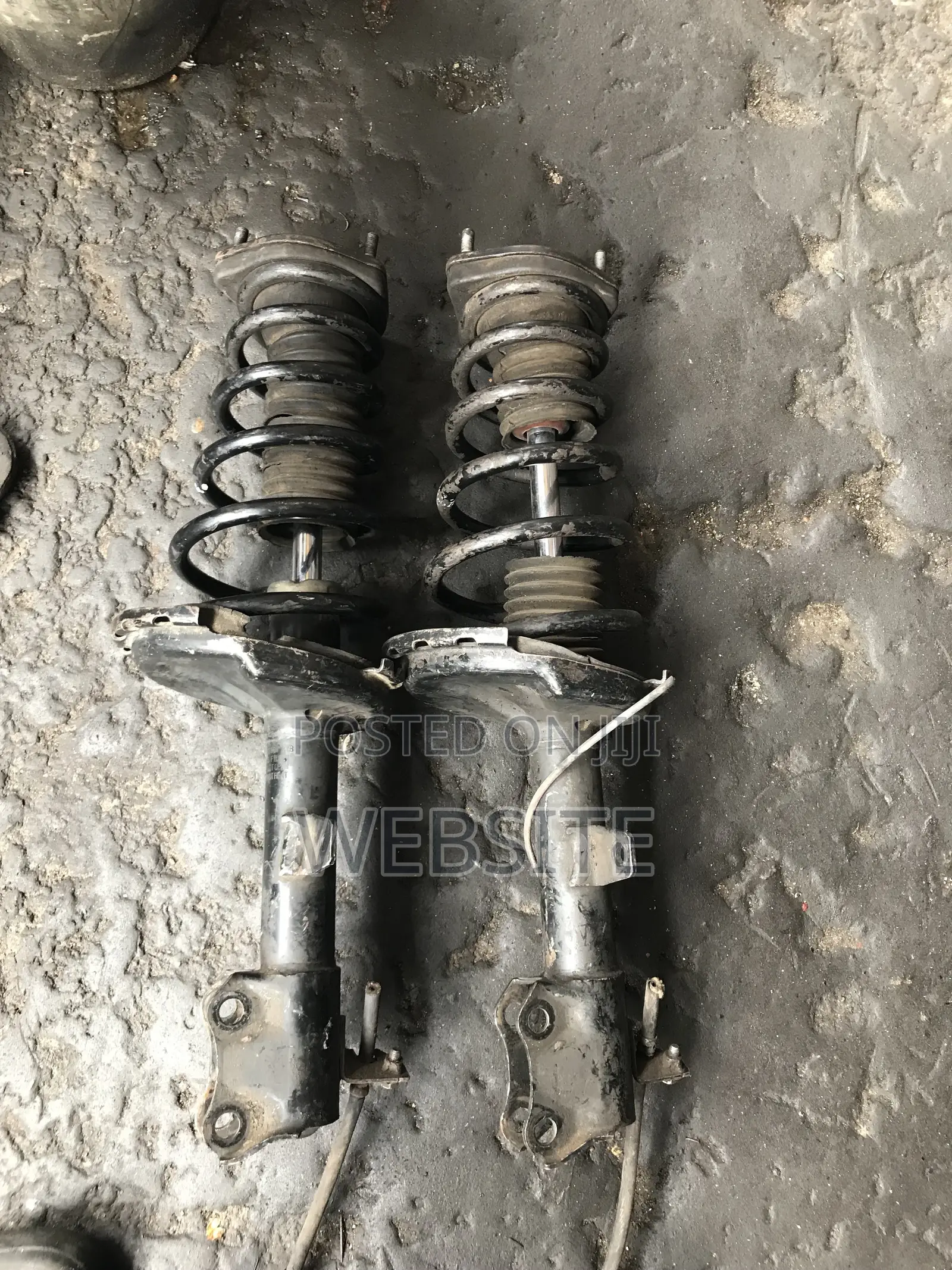 Highlander 05 Set Back Shock