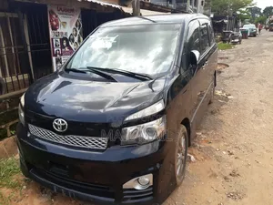Toyota Voxy 2012 Black