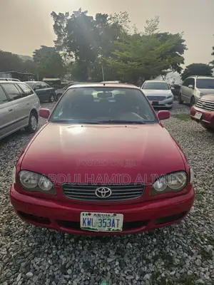 Toyota Corolla Liftback 2002 Red