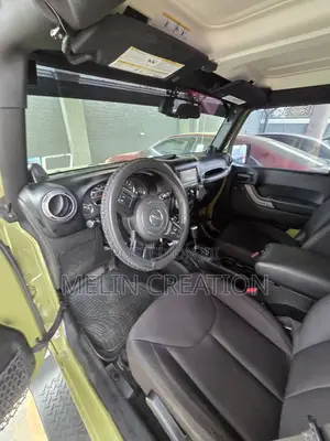 Jeep Wrangler Unlimited Sahara 4dr SUV 4WD (3.6L 6cyl 6M) 2014 Green