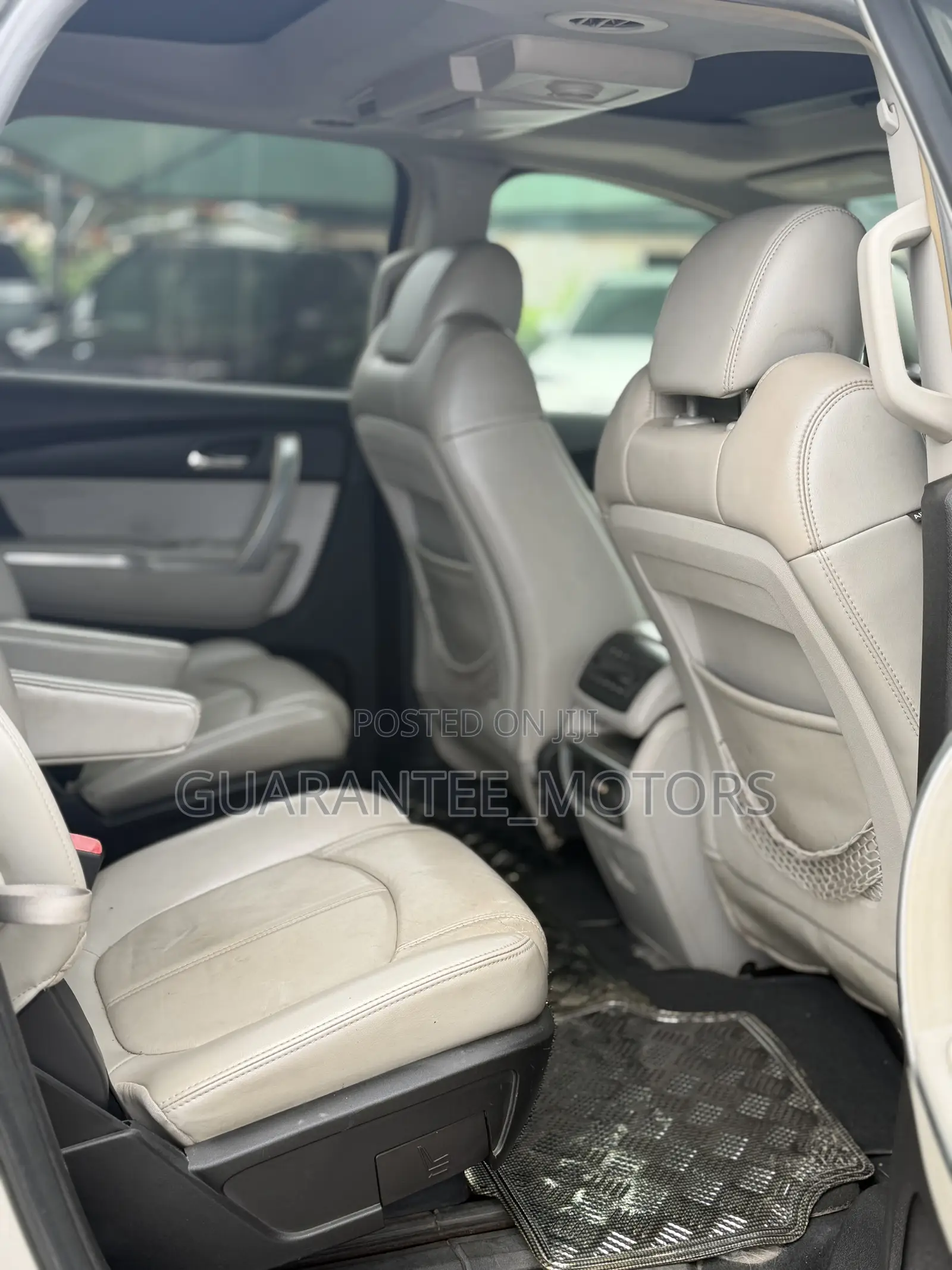 GMC Acadia 2007 Silver