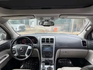 GMC Acadia 2007 Silver