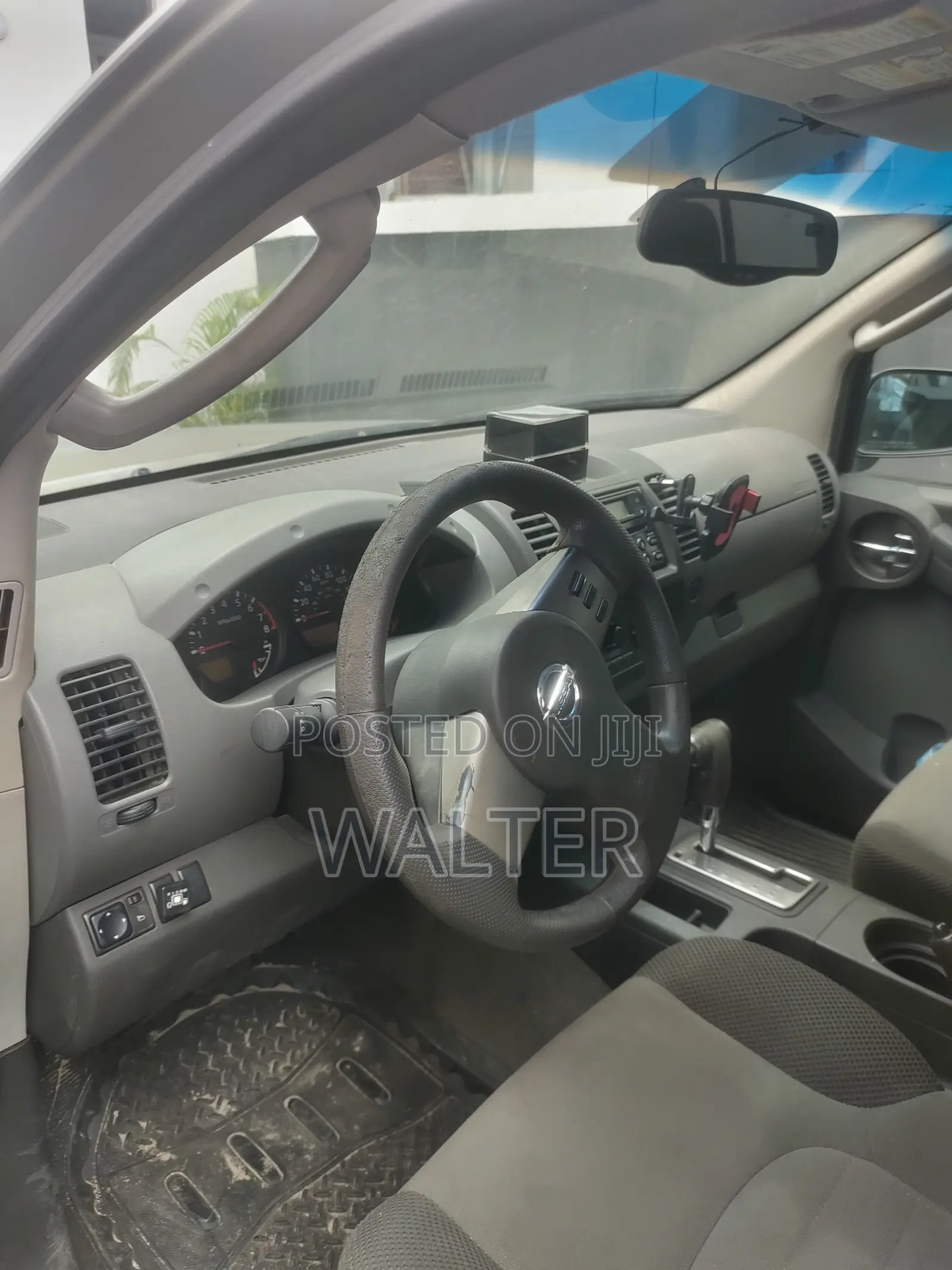 Nissan Xterra Automatic 2005 Gray