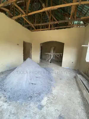 3bdrm Bungalow in Goshen Villa Estate, Sabon Lugbe for sale