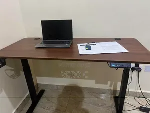 Adjustable Gaming Table.