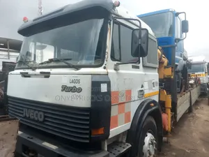 Iveco Self Loader 8tons Hiab Crane 2006 White