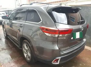 Toyota Highlander 2014 Gray