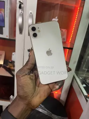 Apple iPhone 11 64 GB White