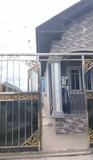 3bdrm Bungalow in Warri for sale
