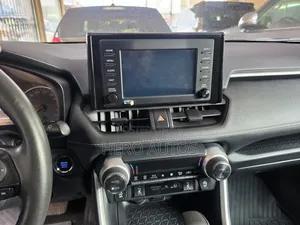Toyota RAV4 XLE Premium 2021 Black