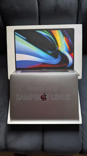 Laptop Apple MacBook Pro 2019 32GB Intel Core i9 SSD 1T