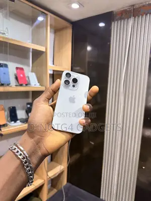 Apple iPhone 15 Pro 128 GB Silver