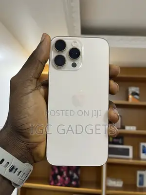 Apple iPhone 16 Pro Max 256 GB Gold