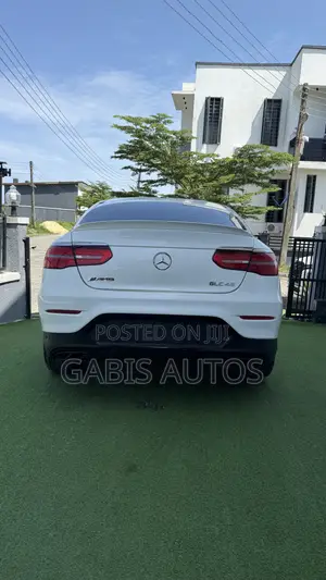 Mercedes-Benz GLC-Class 2019 White