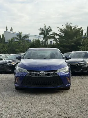 Toyota Camry 2016 Blue