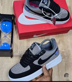 Nike Air Force Sneakers