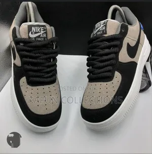 Nike Air Force Sneakers