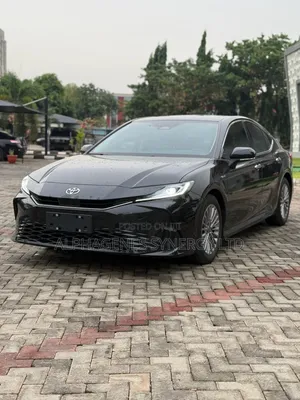 Toyota Camry 2025 Black