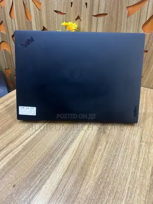 Laptop Lenovo ThinkPad P14s 16GB Intel Core i7 SSD 1T