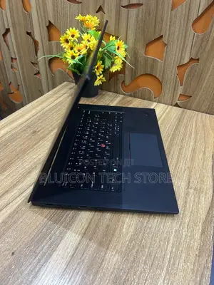 Laptop Lenovo ThinkPad P14s 16GB Intel Core i7 SSD 1T