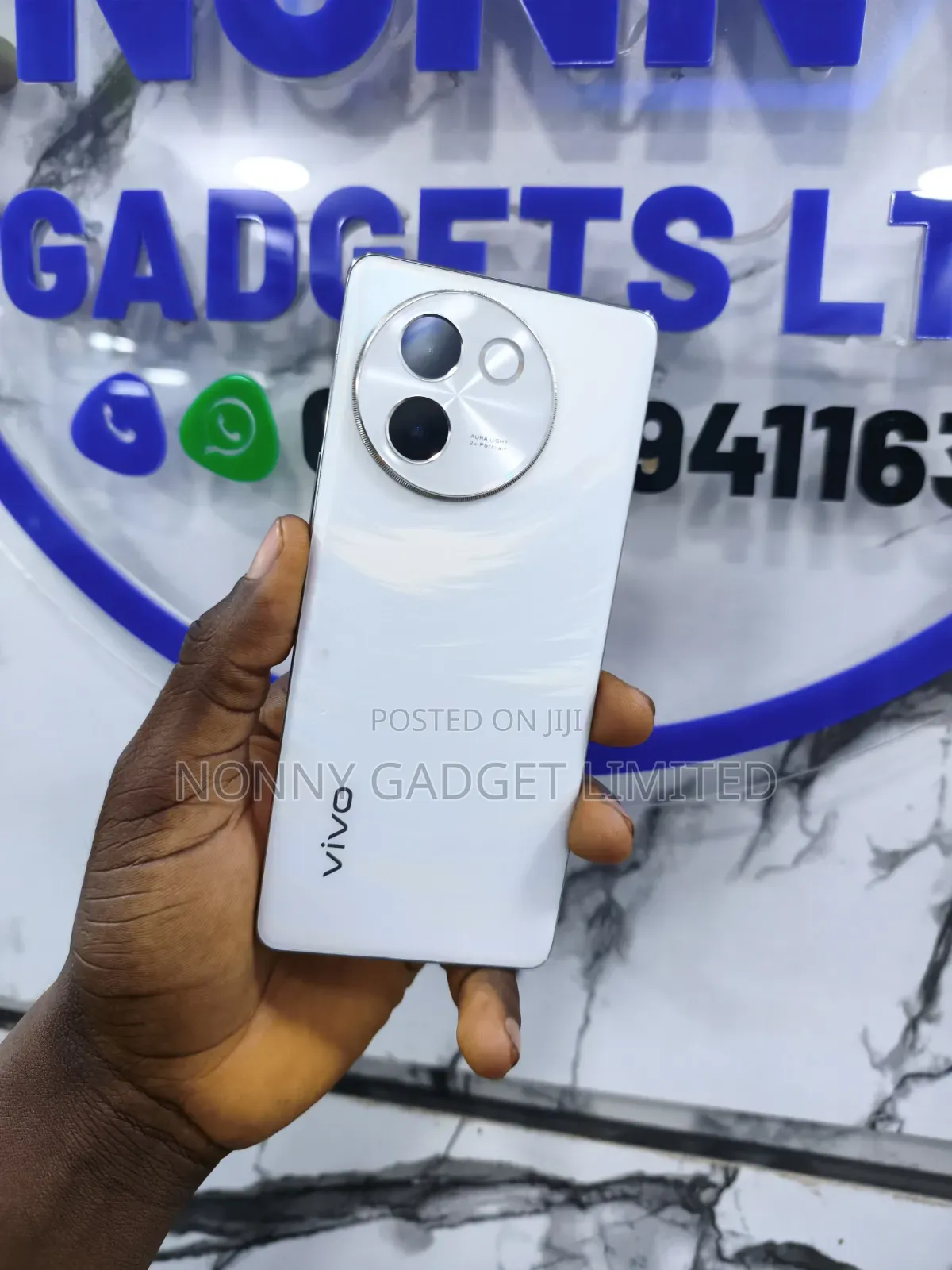 Vivo V30e 256 GB White