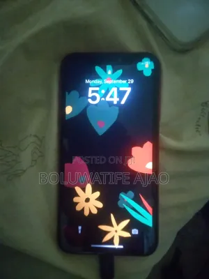 Apple iPhone 11 64 GB Red