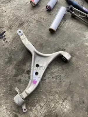 High Quality Mercedes Benz Lower Arm Ml 2013 Model Available as Seen
