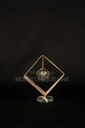 Decorative Figurines Statue