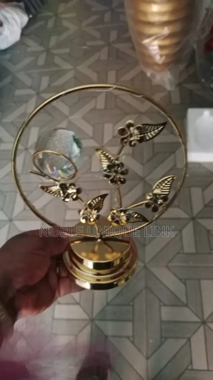 Decorative Figurines Statue