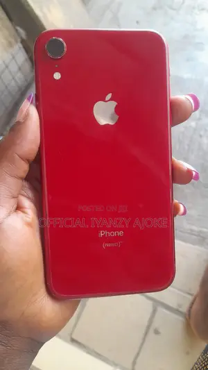 Apple iPhone XR 64 GB Red