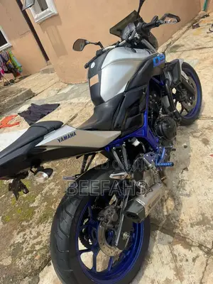 Yamaha 2018 Silver