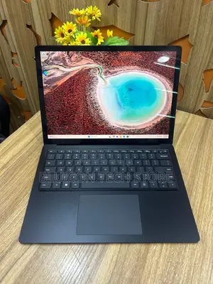 Laptop Microsoft Surface Laptop 5 16GB Intel Core i7 SSD 512GB