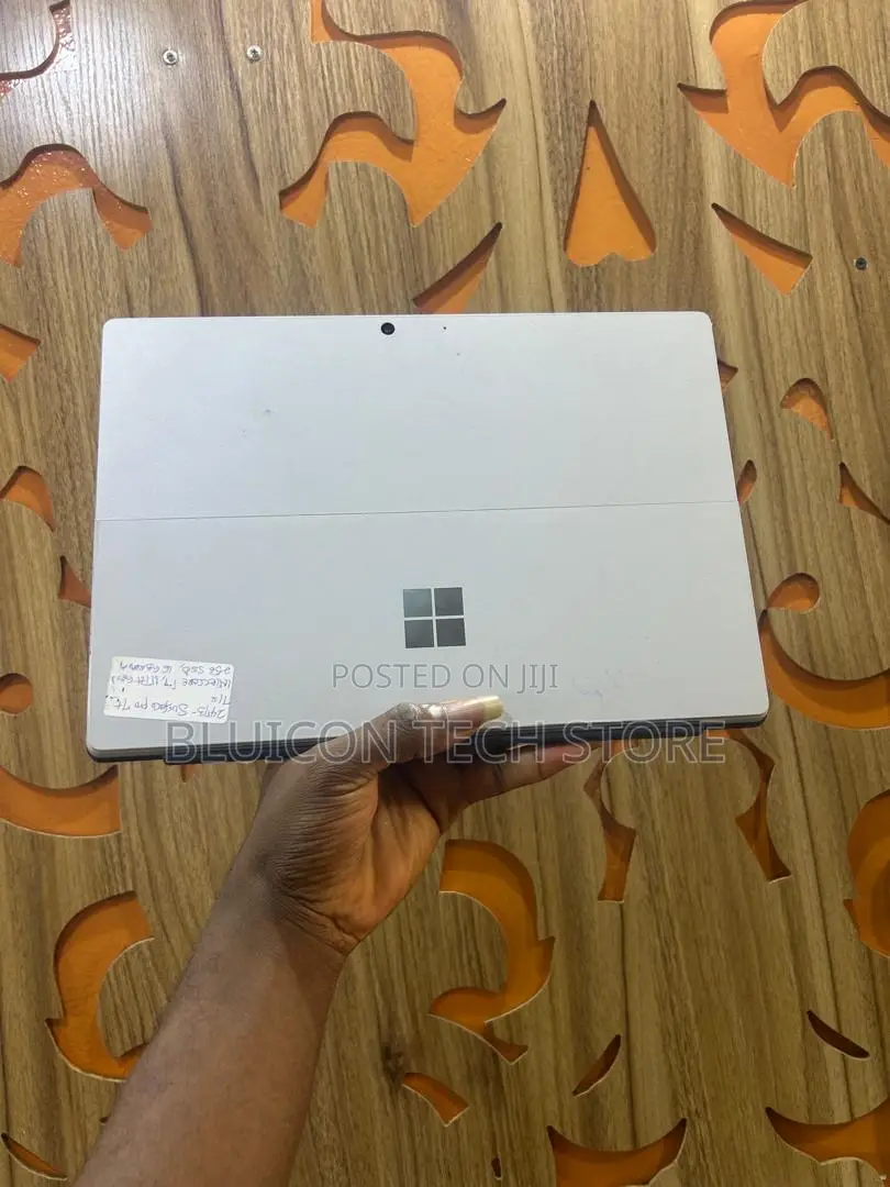 Laptop Microsoft Surface Pro 7+ 16GB Intel Core i7 SSD 256GB