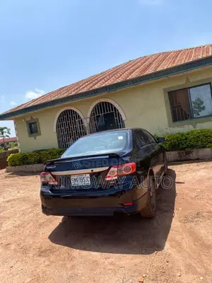 Toyota Corolla LE 4dr Sedan (1.8L 4cyl 4A) 2012 Black
