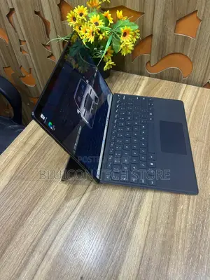 Microsoft Surface Pro X 16GB Qualcomm Snapdragon X Plus SSD 256GB