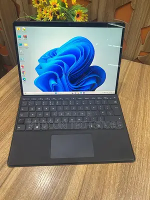 Laptop Microsoft Surface Pro 8 16GB Intel Core i7 SSD 256GB