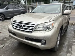 Lexus GX 460 2011 Gold