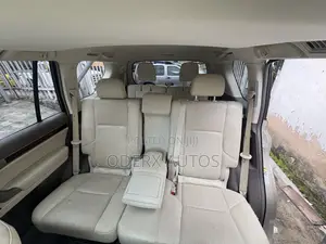 Lexus GX 460 2011 Gold