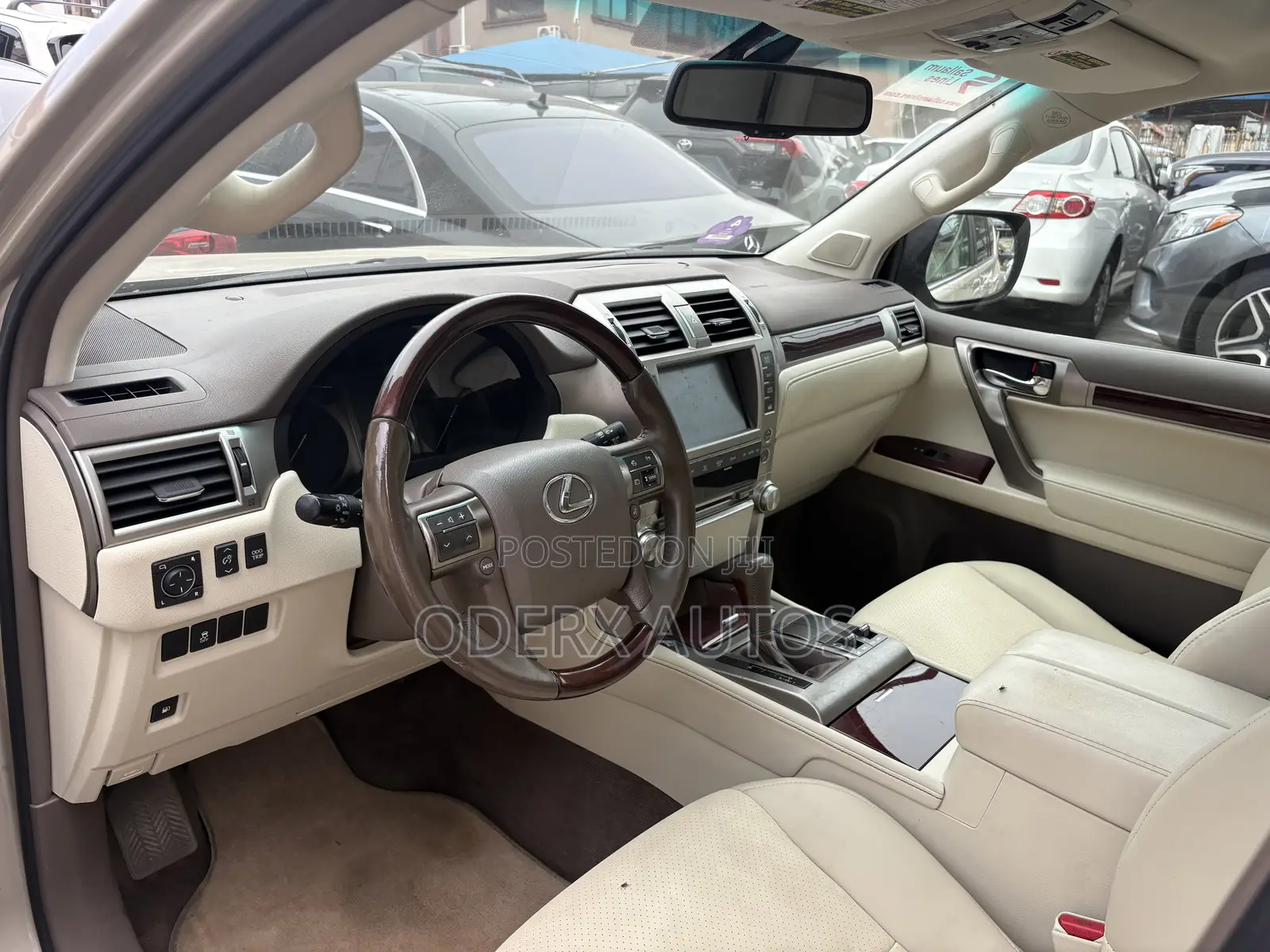 Lexus GX 460 2011 Gold