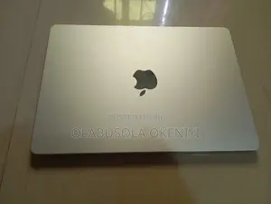 Laptop Apple MacBook Air 2026 M5 16GB Apple M5 SSD 512GB