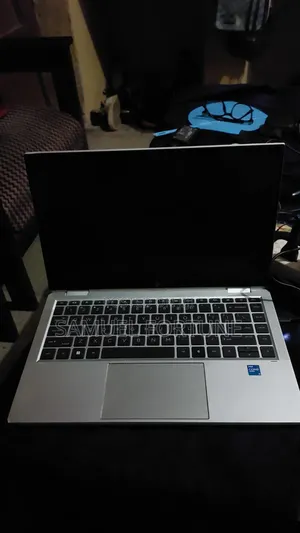 Laptop HP EliteBook 1040 G8 16GB Intel Core i5 SSD 256GB