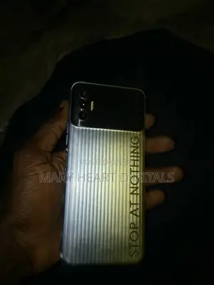 Tecno Spark 8P 128 GB Blue