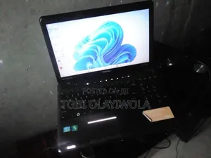 Laptop Toshiba Satellite P750 8GB Intel Core i7 HDD 256GB