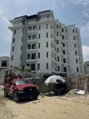 Mini Flat in Lekki Phase 1 for rent