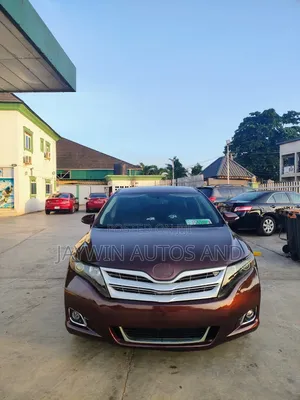 Toyota Venza XLE AWD V6 2013 Brown