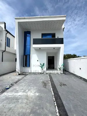 5bdrm Duplex in Ilaje for rent