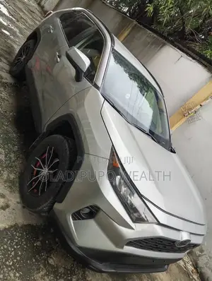 Toyota RAV4 2019 Silver