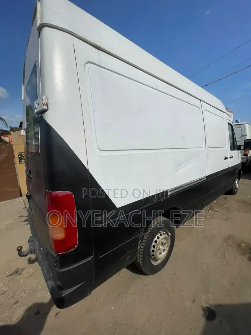 Volkswagen LT 2005 White